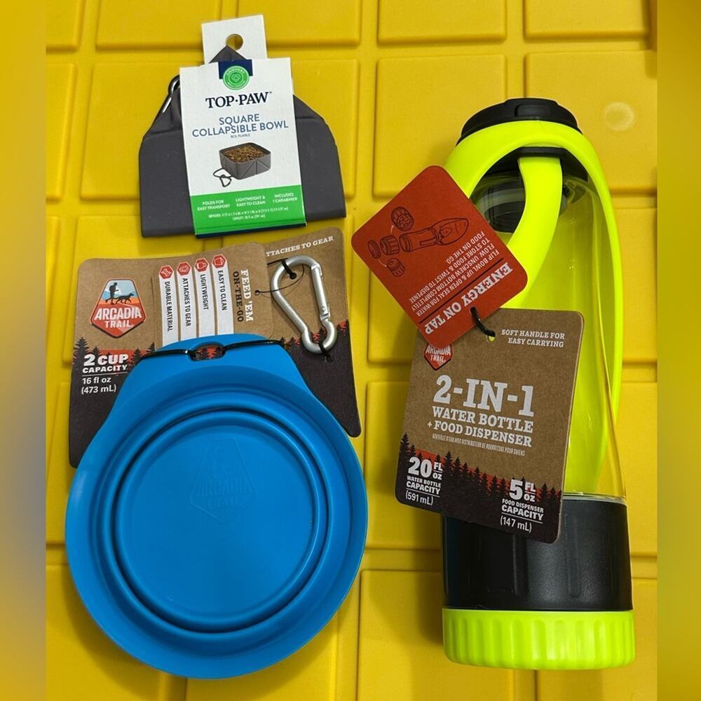Arcadia Trail Top-Paw Dog Summer Bundle Water Bottle Collapsible Bowls Set